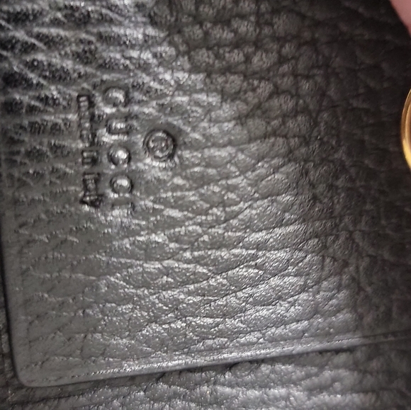 Gucci Key Holder - Picture 6 of 9